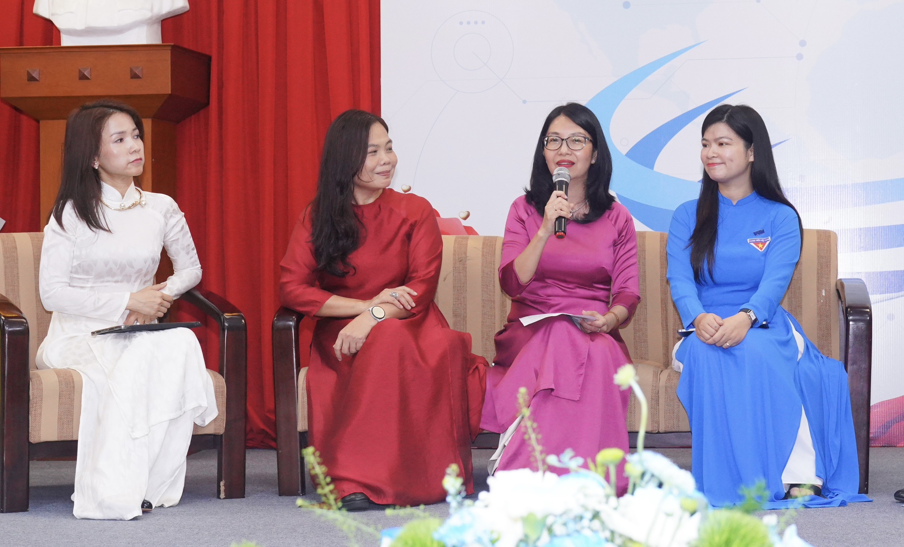 Vinh danh phụ nữ ngành hàng không: Vững vàng vươn cao – Phát triển bền vững- Ảnh 4.